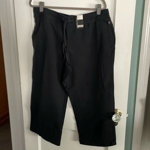 NWT NY&Co Maiden lane crop , black, x-large